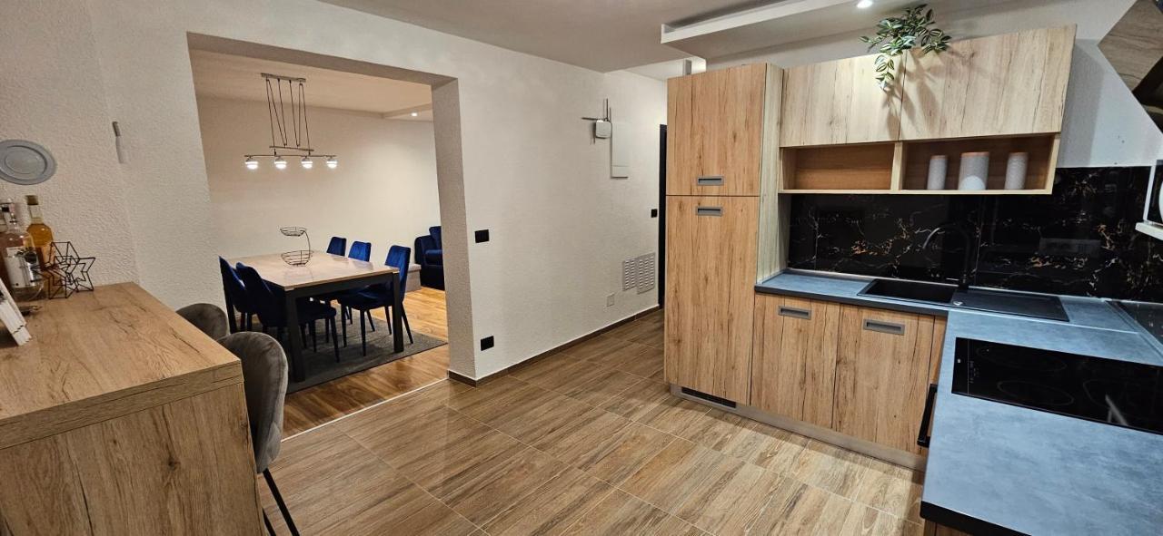Betty Apartments Borik - Whole Ground Floor Rovinj Exterior foto